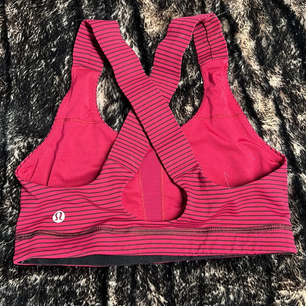 Lululemon - Picture 2 of 3